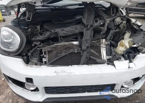 2018 Mini Countryman Cooper S z USA, uszkodzony, nr VIN WMZYT3C38J3E00313